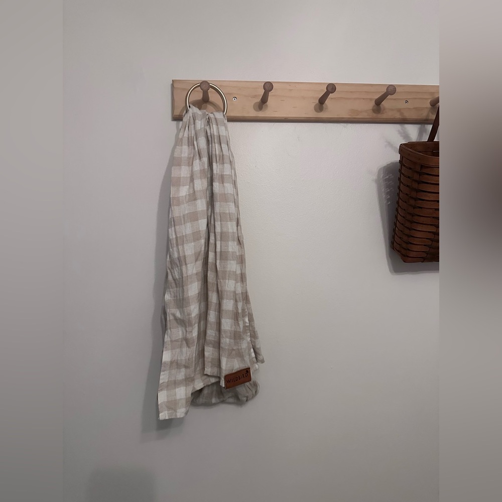 Wildbird taupe gingham ring sling carrier
